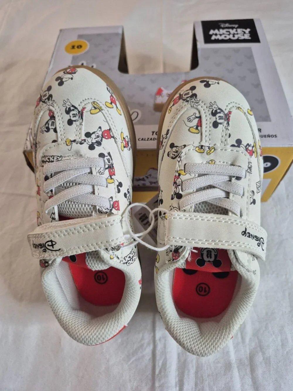 Disney these mickey